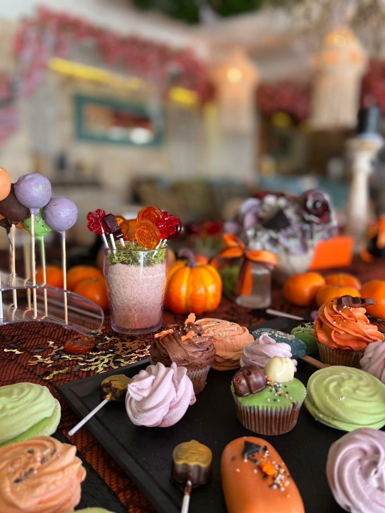 ТУССЕН ИЛИ ХЭЛЛОУИН / TOUSSAINT OU HALLOWEEN ?